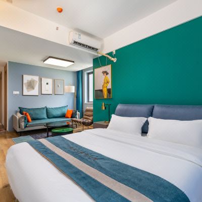 轻奢大床套间[洗衣机+冰箱]