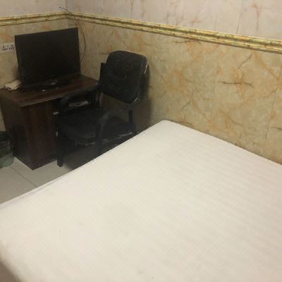 普通大床房（公共卫浴）