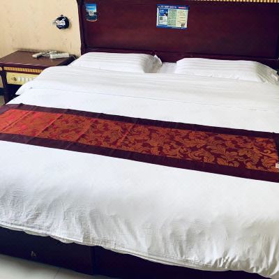 普通大床房（公共卫浴）