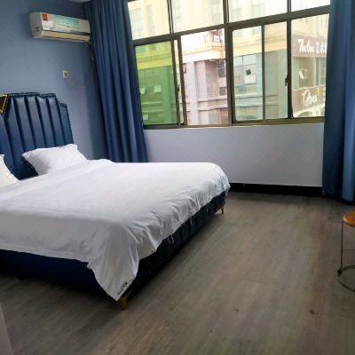 尊享臻品大床房