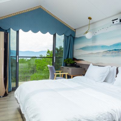 星空舒适大床房