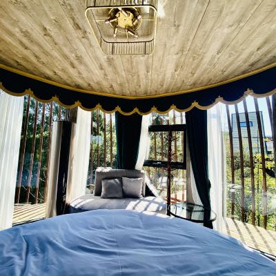 鸟笼花园圆床房