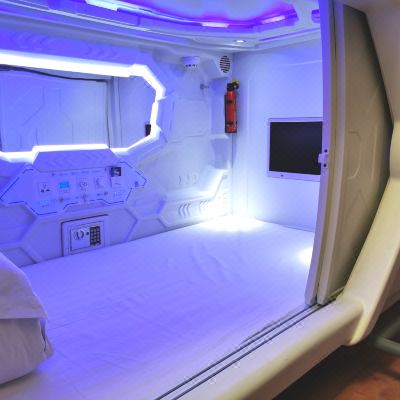 女生豪华横舱 (乳胶床垫)