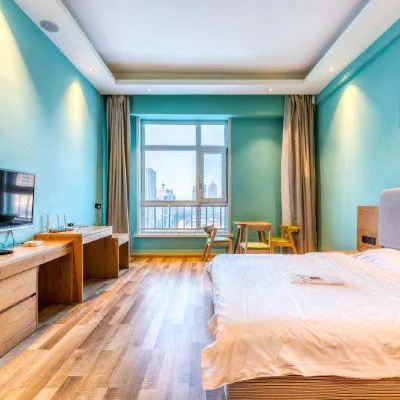 温暖一居家庭房