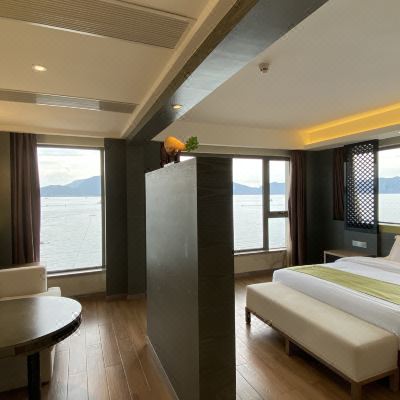 豪华海景大床房-401