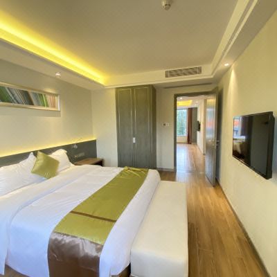 侧海景豪华亲子套房-402