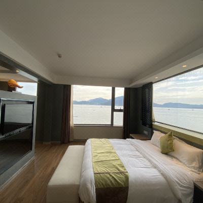 豪华海景大床房-301