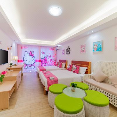Hello Kitty/多啦A梦时光机主题房（一线海景双床房）（高层）
