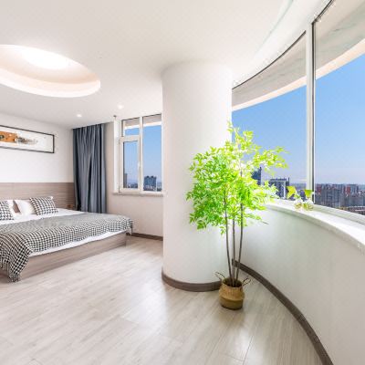 江景投影家庭房（可做饭有洗衣机）