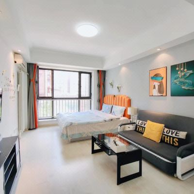 雅致随机大床房