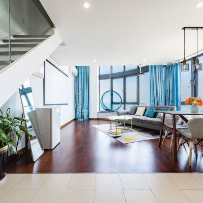 商务行政两室投影套房