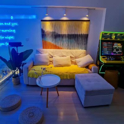 赛博朋克风电竞房[3060显卡+罗技外设+投影]