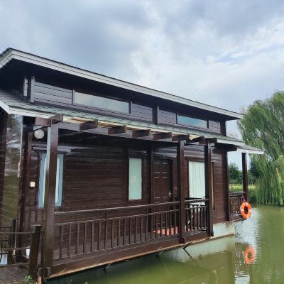 水上船屋湖景房