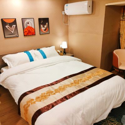 轻奢投影大床房