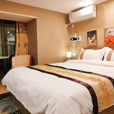 复式双房双床影音房