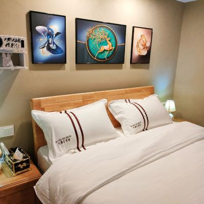 复式双房双床巨幕投影房