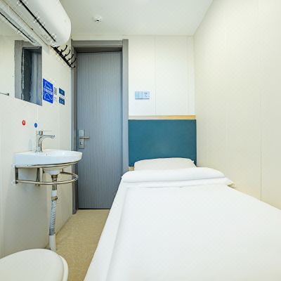 迷你单间（酒店提供自助洗衣房）