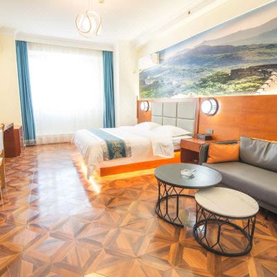 豪华商务大床房