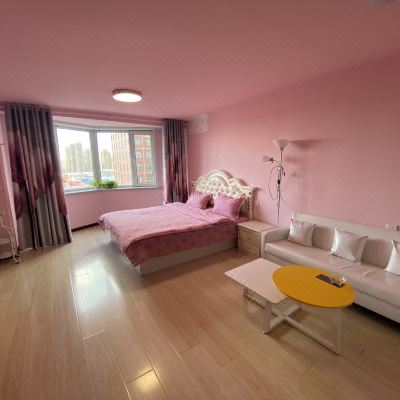 沁心粉黛温馨大床房