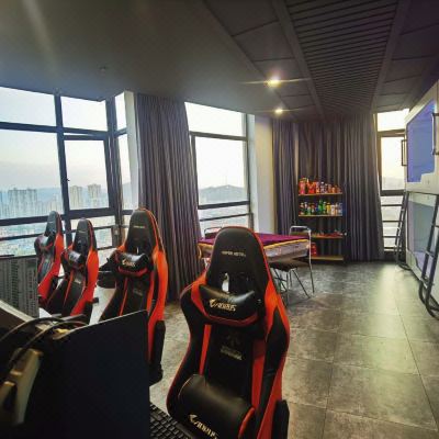 宇宙迷航太空舱棋牌四人房