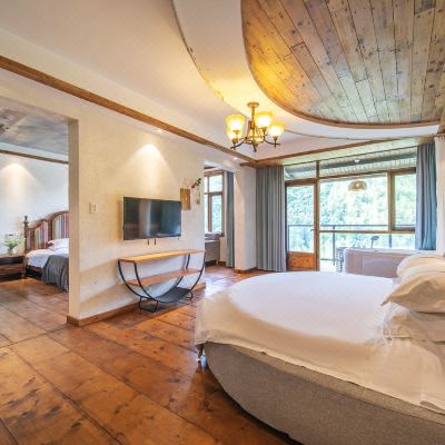 豪华景观家庭套房