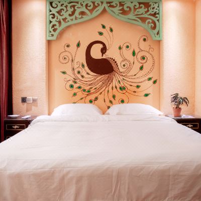 凤求凰浪漫主题房