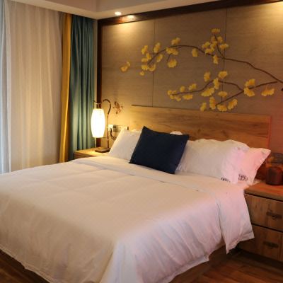 凡尘·园景大床房