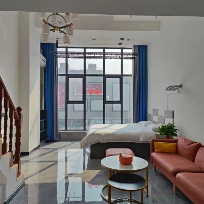 温馨复式双床家庭房