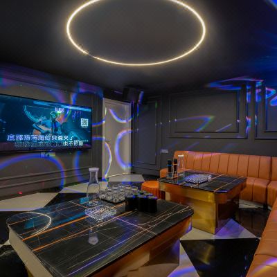 临海·5房7床轰趴别墅+KTV+庭院烧烤+私家泳池+自动麻将