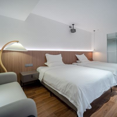 舒适观影双床房-102