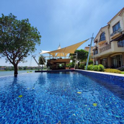 KTV烧烤8房14床别墅