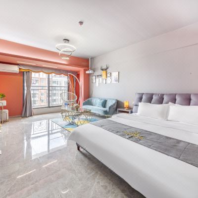 网红摇篮Ins巨幕投影房