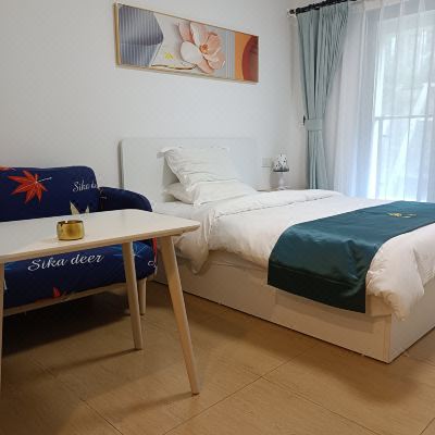 温馨精致大床房（山景）