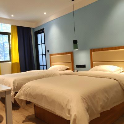 标准双人房（有空调）