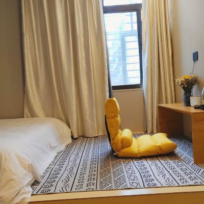 日式榻榻米单间（有空调）