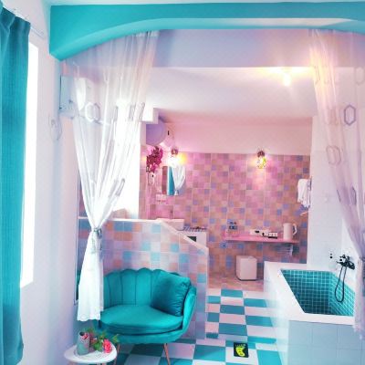 浴缸浪漫大套房