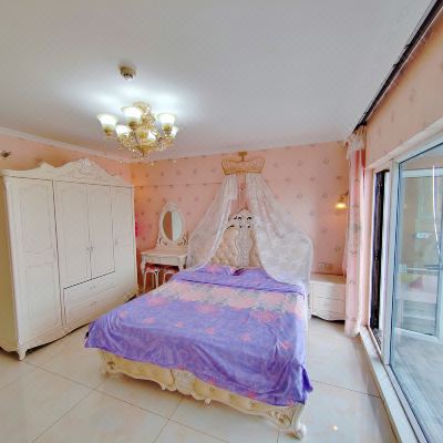 小公主温馨小屋（主题大床房）