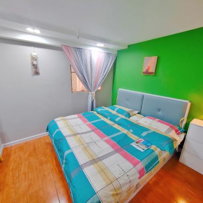 家庭三室一厅套房