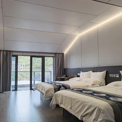 8月豪华海景标间