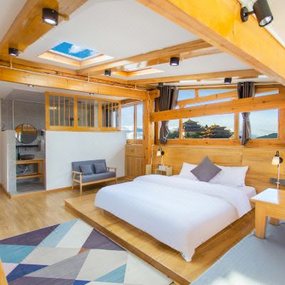 榻榻米星空观景大床房-地暖