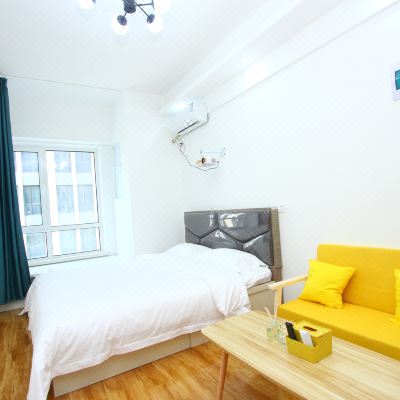 锦绣丨观影家庭房