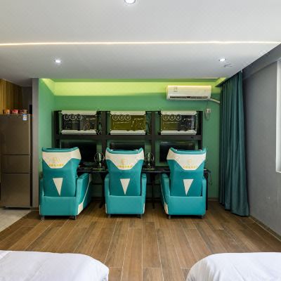 电竞智能三人间[3060显卡+cpu10400f+16g内存+2k144hz电竞显示器]