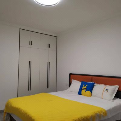 阳光三室一厅套房