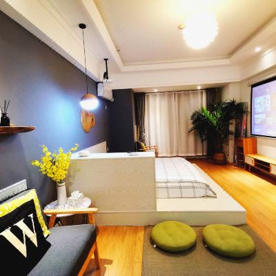 归隐影院大床房