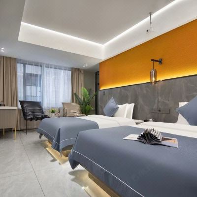 安陌轻奢双床房