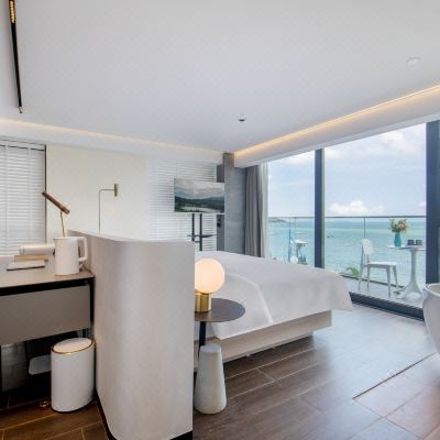 海阔天空观景露台大床房-迷人海景