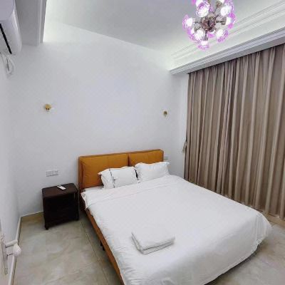 恒大·英国风6房11床KTV独栋花园别墅