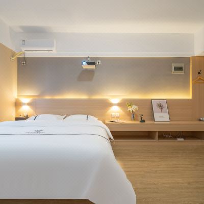 巨幕观影大床房