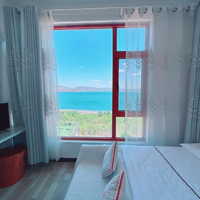 温馨观湖双床房