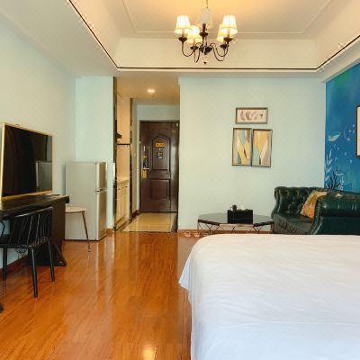 美式豪华大床房